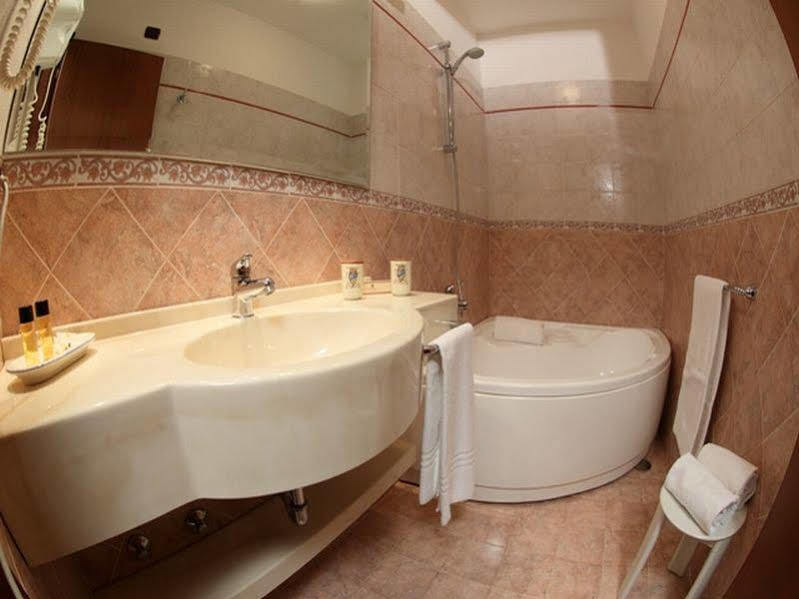 Casa Isabella Exclusive Hotel Mottola Exterior photo